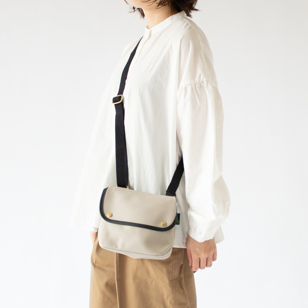 身長156cm(TAUPE)