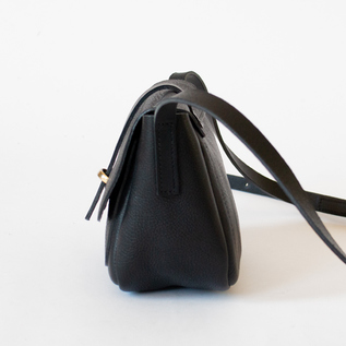   ブラック ショルダーバッグ MM6 エムエムシックス メゾンマルジェラ ショルダーバッグ