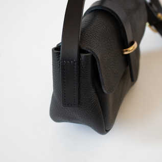 LEATHER SHOULDER BAG WREN／Mimi（ミミ） / Shop ZUTTO for the