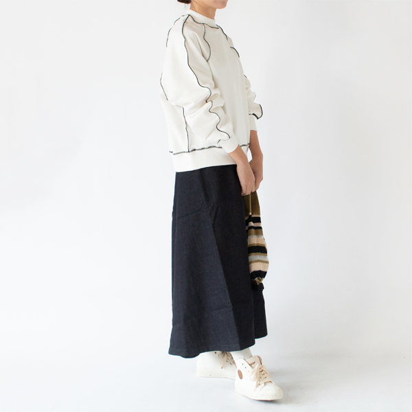 WHITE、身長163cm