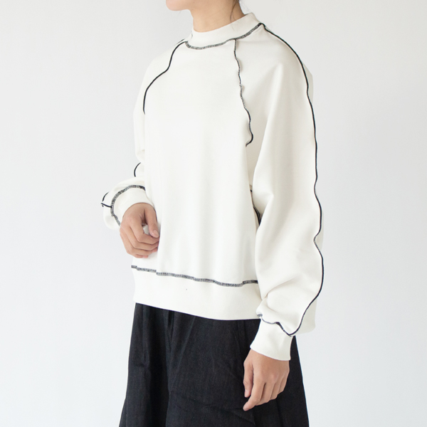 WHITE、身長163cm