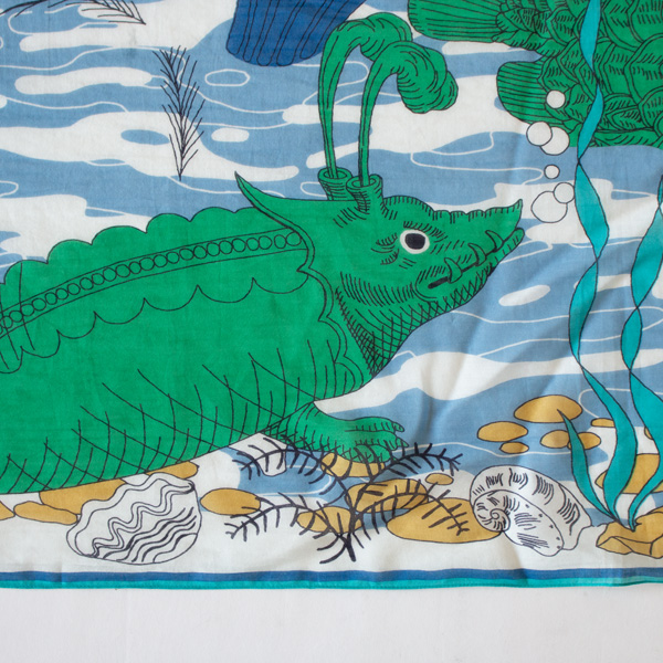 空想上の生き物や絶滅した生き物が顔を出しています(100×190cm)(FANTASTIQUE/EMERALD) 空想上の生き物や絶滅した生き物が顔を出しています(100×190cm)(FANTASTIQUE/EMERALD)