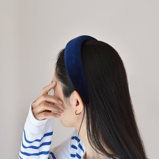 ベロアカチューシャ VV56／Jennifer Ouellette（ジェニファー