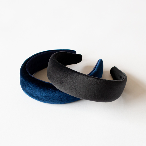 クラシックな雰囲気のベロアカチューシャ クラシックな雰囲気のベロアカチューシャ