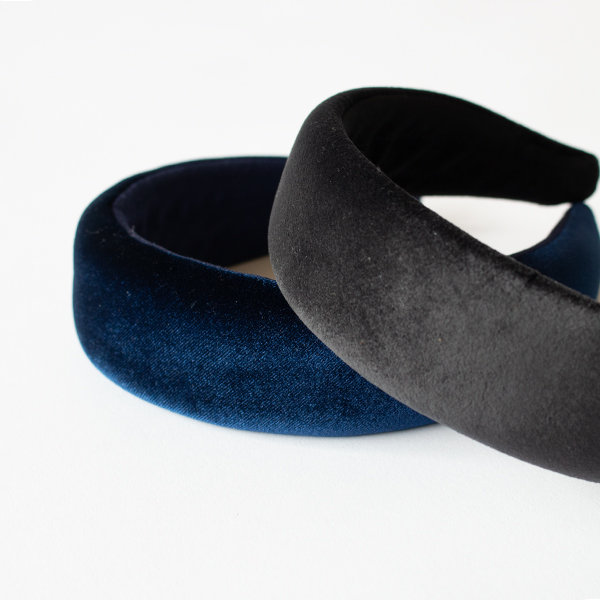 クラシックな雰囲気のベロアカチューシャ クラシックな雰囲気のベロアカチューシャ