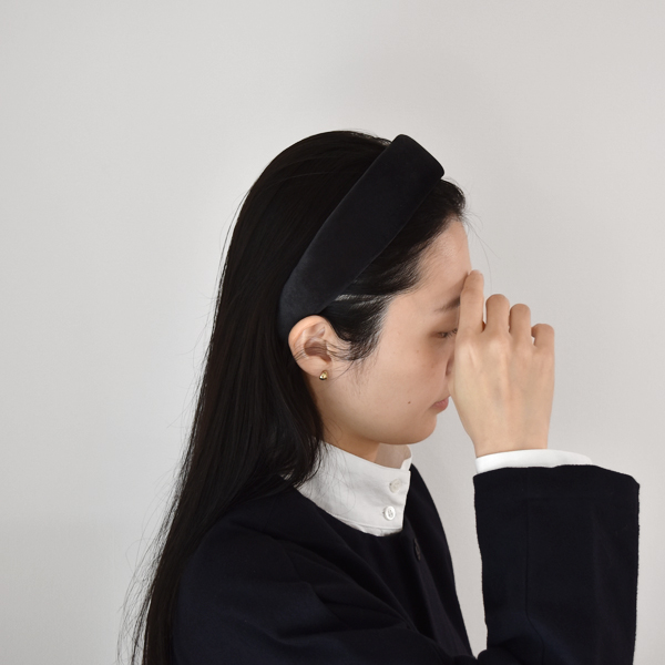 ベロアらしい光沢でオケージョンにもおすすめ(CHARCOAL) ベロアらしい光沢でオケージョンにもおすすめ(CHARCOAL)