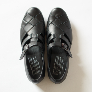 メッシュストラップシューズ TR-029 BLACK／chausser（ショセ）｜愛着