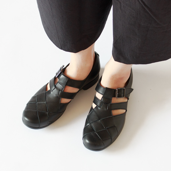 メッシュストラップシューズ TR-029 BLACK
