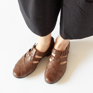 メッシュストラップシューズ TR-029 D.BROWN／chausser（ショセ