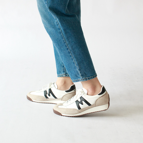 タウンユースにもいいスニーカー タウンユースにもいいスニーカー