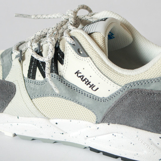 フュージョン2.0 KH804181／KARHU（カルフ）｜愛着を持ってずっと使い