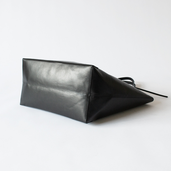 APERTO トートバッグ Maxi Tote APERTO トートバッグ Maxi Tote