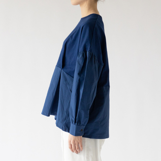 BLUE、身長160cm BLUE、身長160cm