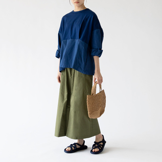 BLUE、身長160cm BLUE、身長160cm