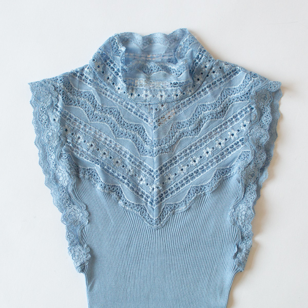 シルクレース ハイネックノースリーブ BLUE HEAVEN