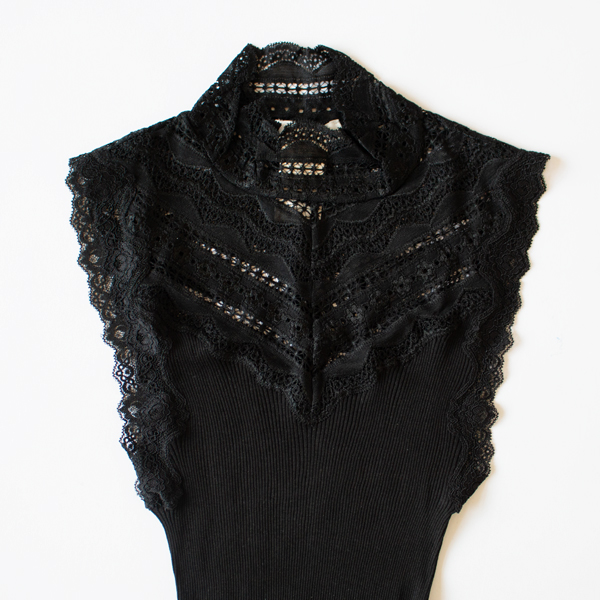 シルクレース ハイネックノースリーブ BLACK