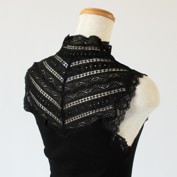 シルクレース ハイネックノースリーブ BLACK