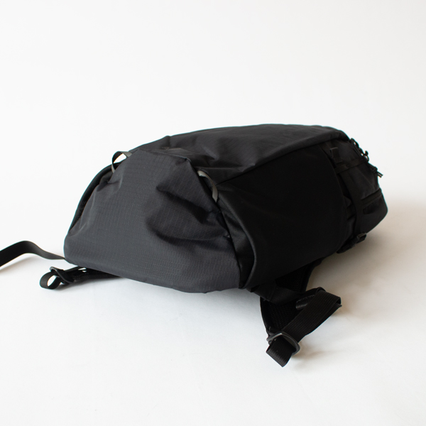 Abisko ソフトパック 16(Black)