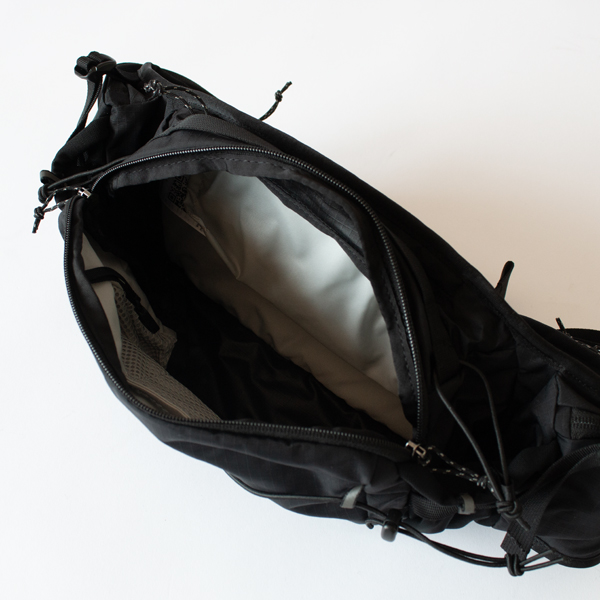 Abisko ヒップパック(Black)