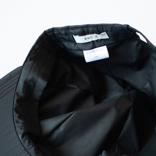 裏側(Black)