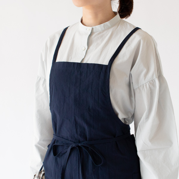 リネンコットンエプロン キッチンクロス付き（NAVY）