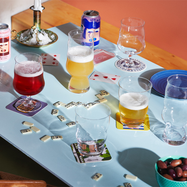 ポップで楽しい雰囲気の食卓になります