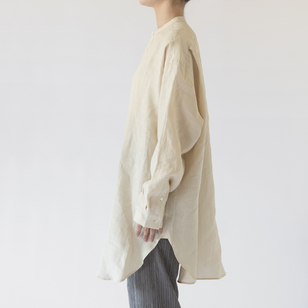 ECRU、身長162cm