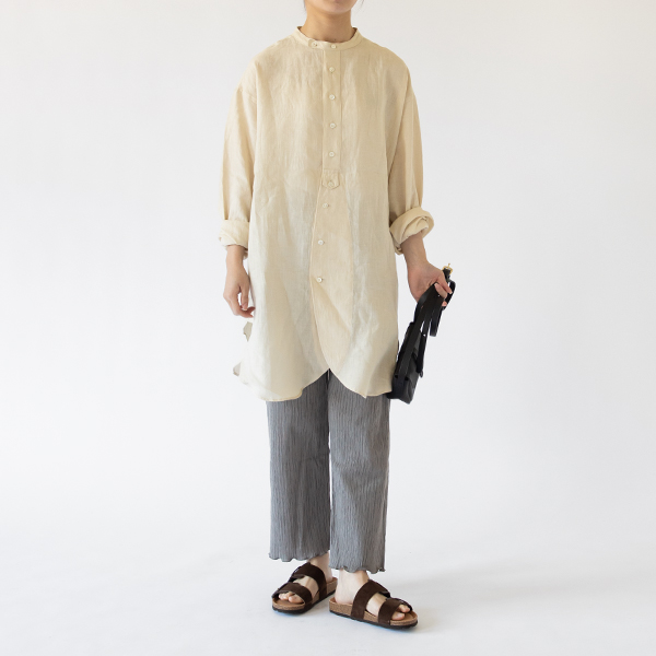 ECRU、身長162cm