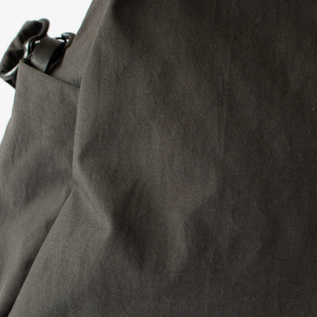 ドライタッチな肌触り(CHARCOAL) ドライタッチな肌触り(CHARCOAL)