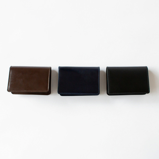 S0039 GUSSETED CARD CASE BRIDLE