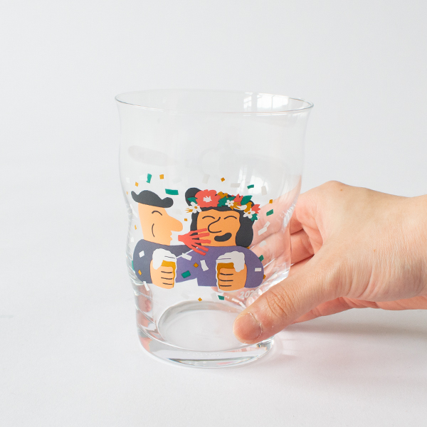 ラガーやピルスナー用にデザインされたクラシックなパブグラス、PINT GLASS。