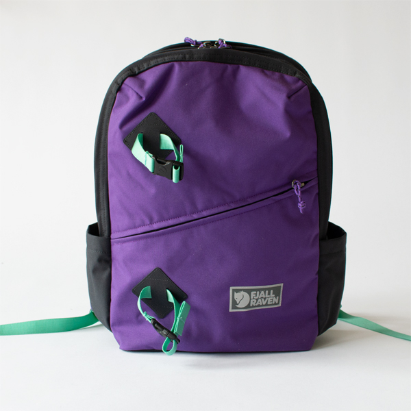 Vardag バックパック 17 Violettel Coal Black Vardag バックパック 17 Violettel Coal Black