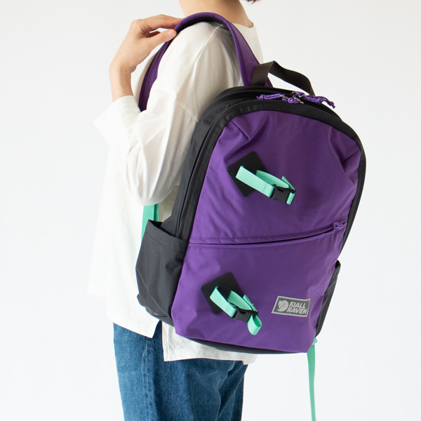 Vardag バックパック 17 Violettel Coal Black Vardag バックパック 17 Violettel Coal Black