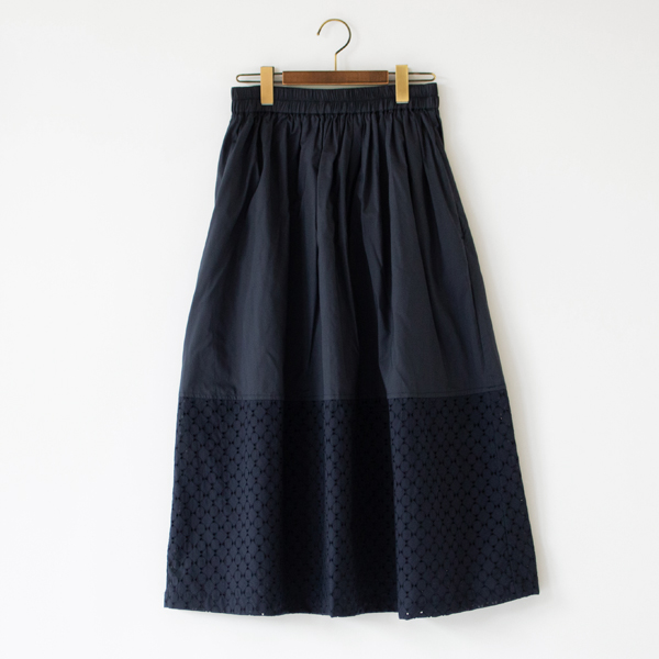 綿ローン 切替刺繍スカート(NAVY)