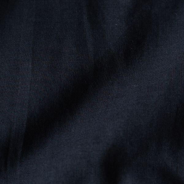 キメの細かい上質な綿60Sローン(NAVY)