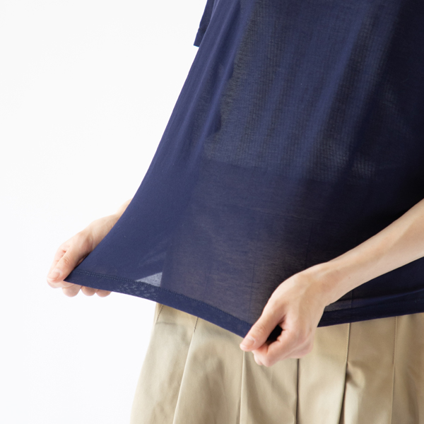 優れたストレッチ性(身長163cm・NAVY)