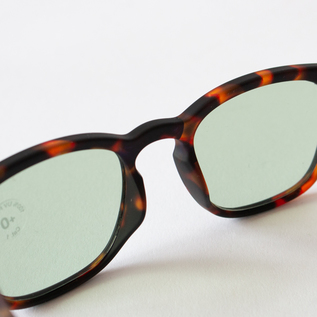 IZIPIZI SUN ♯E ライトカラー サングラス SUN #E LIGHT COLOR LENS／IZIPIZI（イジピジ）｜愛着を