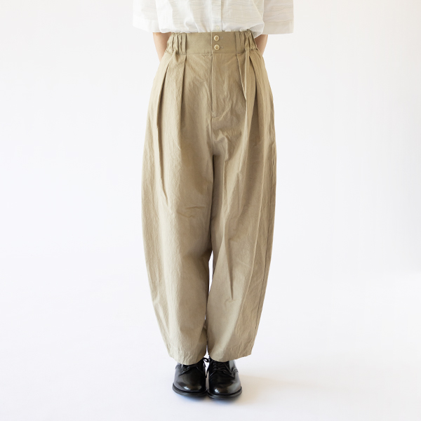 BEG、身長160cm BEG、身長160cm