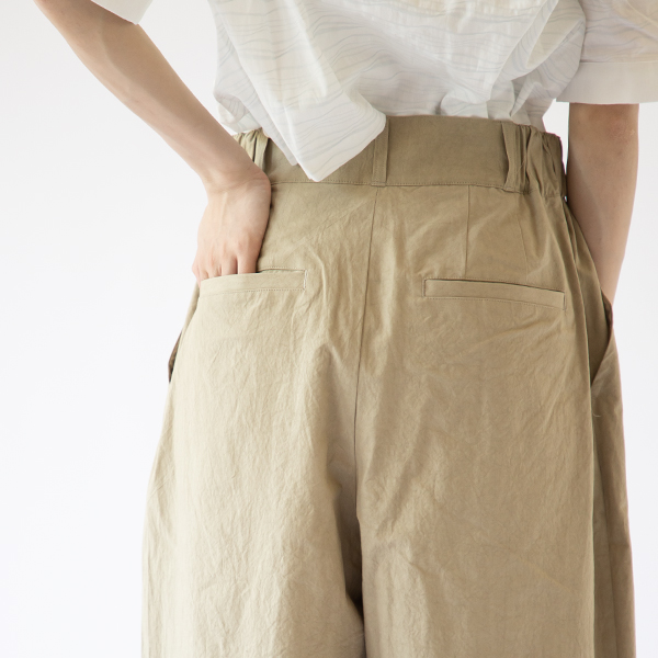 ヒップにポケット付き(BEG、身長160cm) ヒップにポケット付き(BEG、身長160cm)