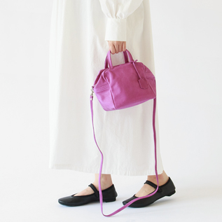 HALLIE 2WAYキューブポシェット／REN（レン）｜愛着を持ってずっと使い