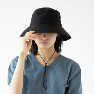 ユニセックスのシンプルデザイン ユニセックスのシンプルデザイン