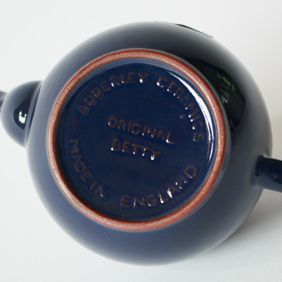 TEA POT／Brown Betty（ブラウンベティ） / Shop ZUTTO for the