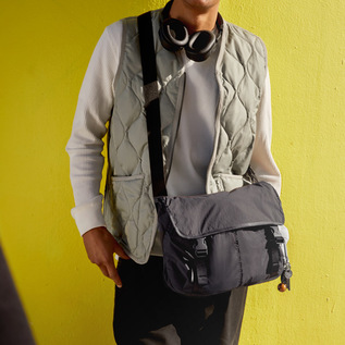 Cinch｜ショルダーバッグ Messenger／bellroy（ベルロイ）｜愛着を持っ