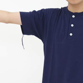 ヘンリーネック S/S Navy／Healthknit（ヘルスニット）｜愛着を持って