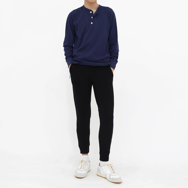 身長180cm(L)