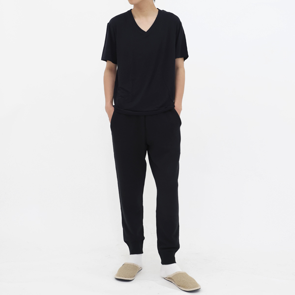 L・身長180cm