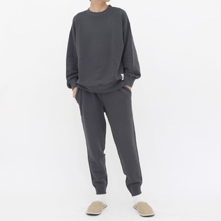 L・身長180cm