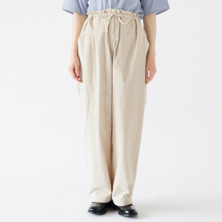 BEG、身長163cm BEG、身長163cm
