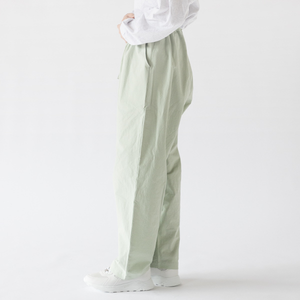 GRN、身長163cm GRN、身長163cm