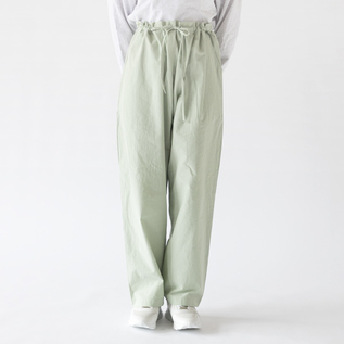 GRN、身長163cm GRN、身長163cm